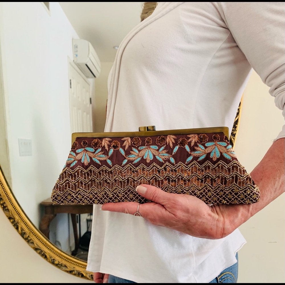 Sanyi , Clutch, Handbag, Glitter, Embroidered, NWT Bought @ Neiman Marcus